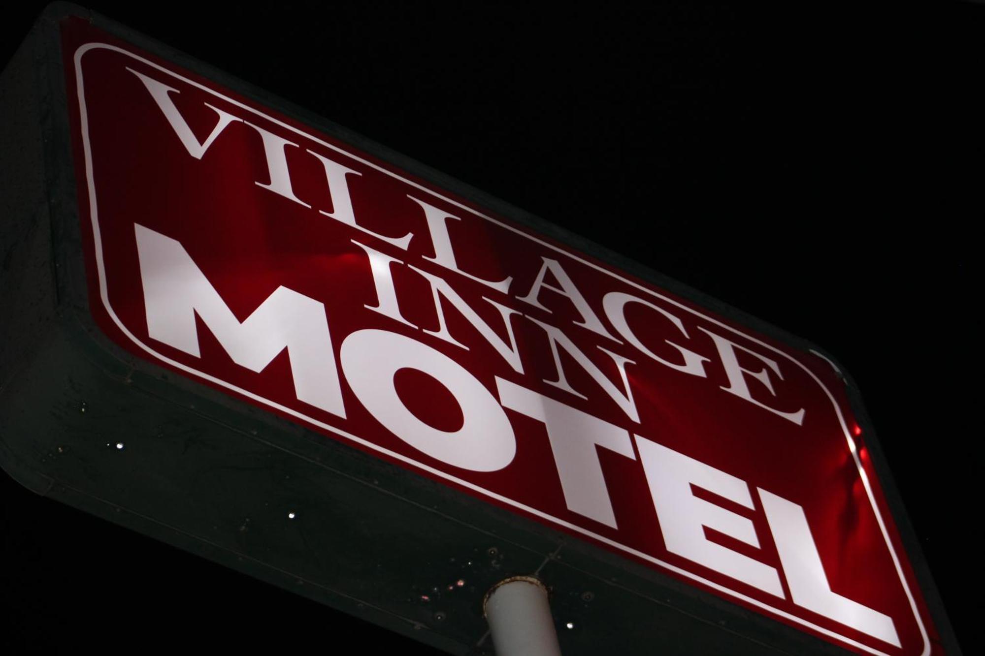 Village Inn โคทิวลา ภายนอก รูปภาพ